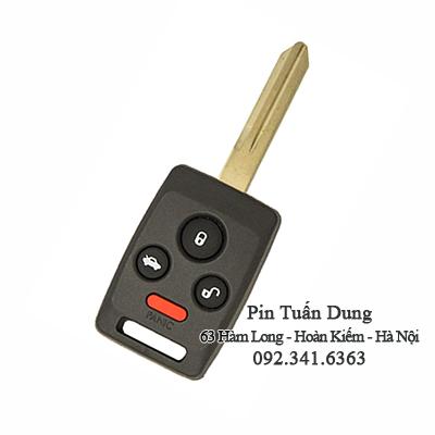 Pin chìa khóa xe ô tô CR2032 3V và giá thay pin remote ô tô tận nơi